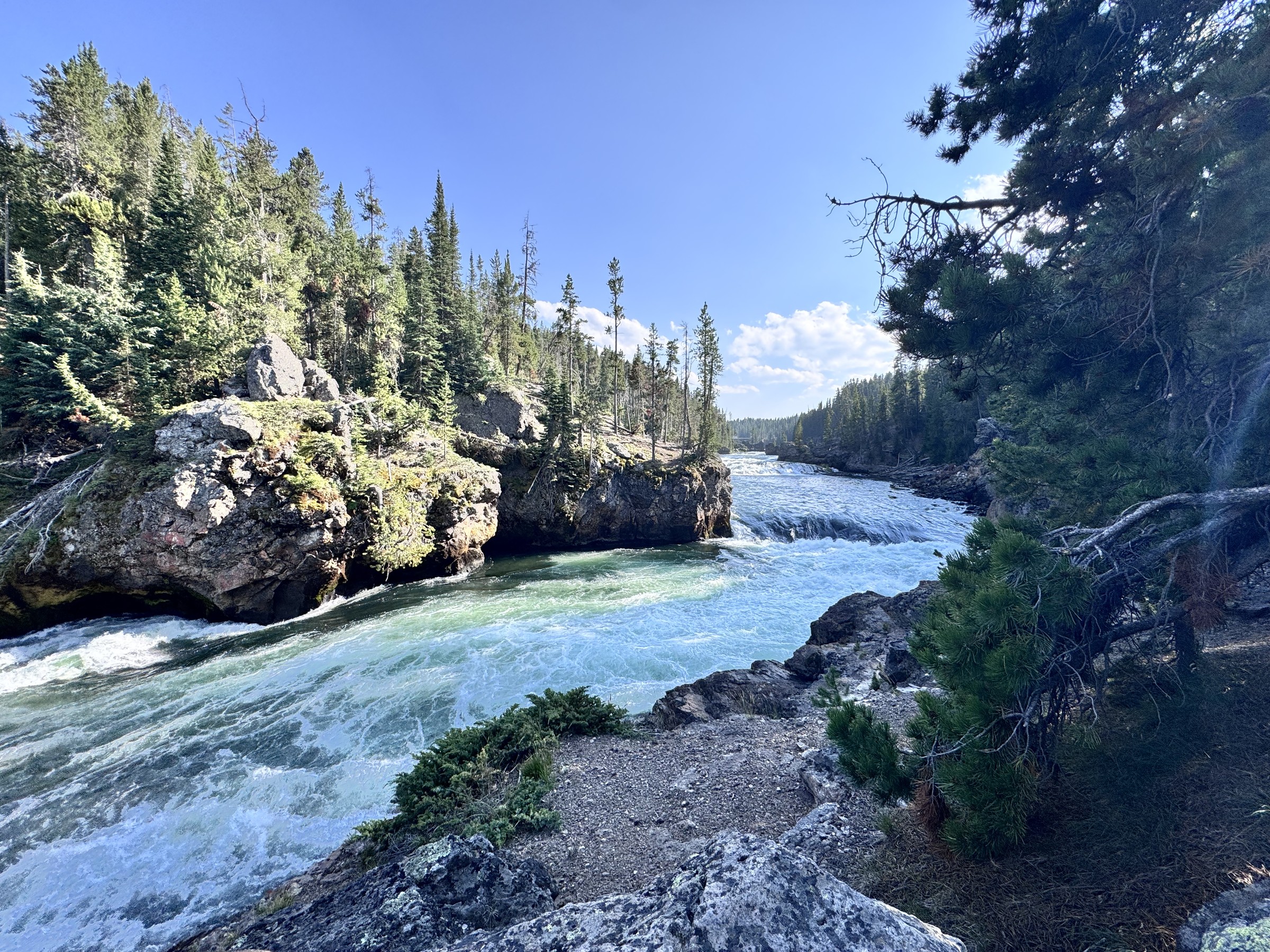 Yellowstone River at the brink of the falls