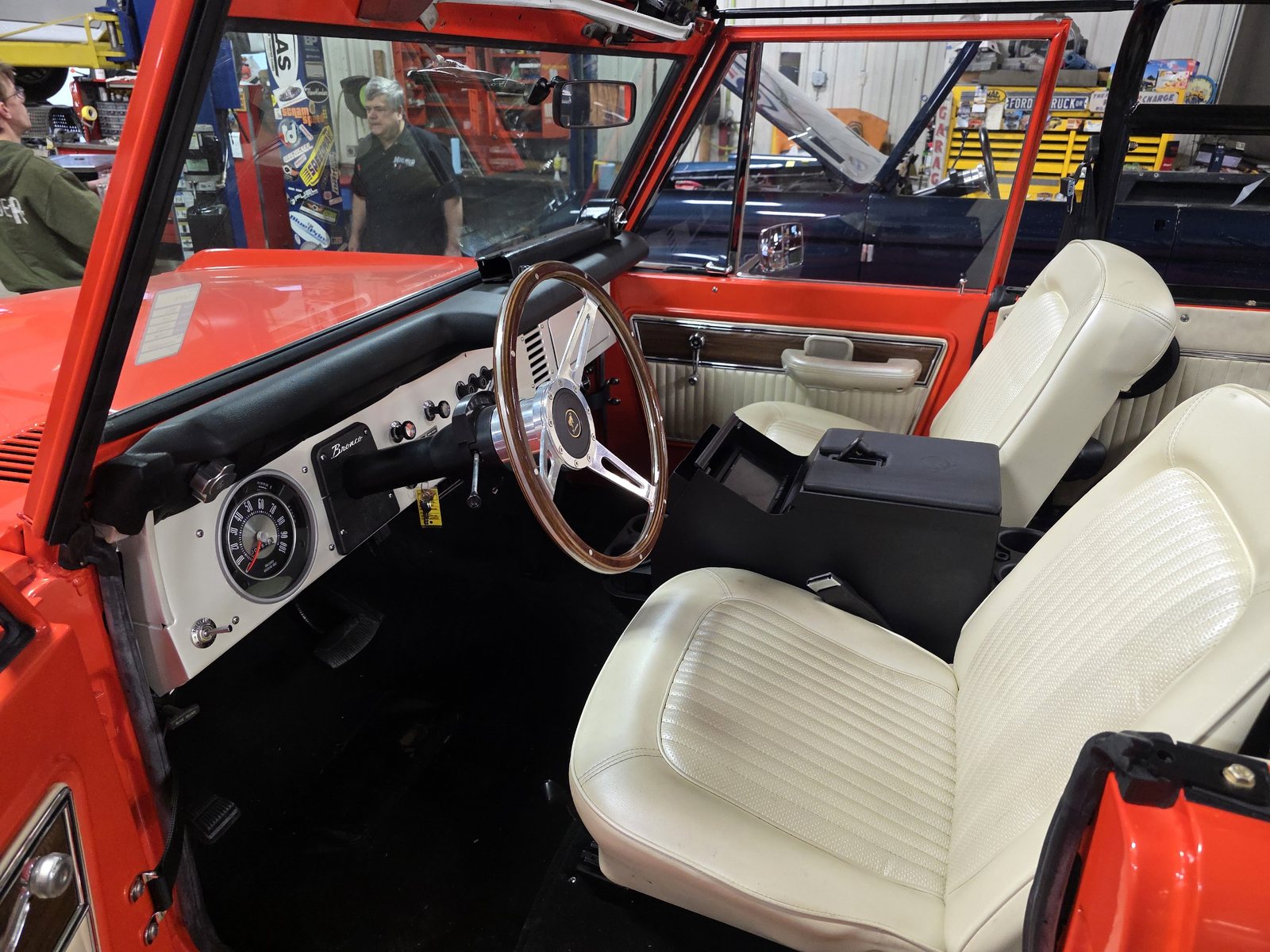 Bronco steering wheel and dash