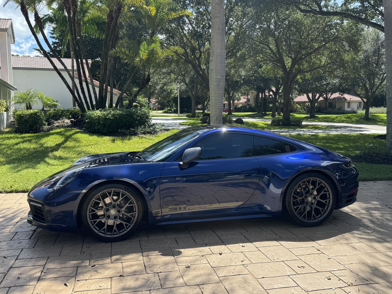 2024 Porsche 911 Carrera T, side profile